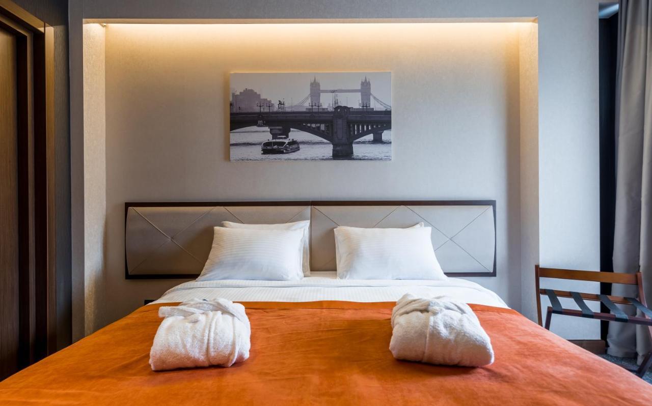 Bridge Hotel Tbilisi Exterior photo
