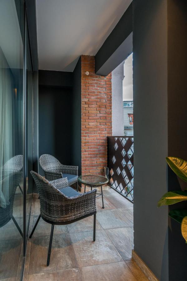 Bridge Hotel Tbilisi Exterior photo