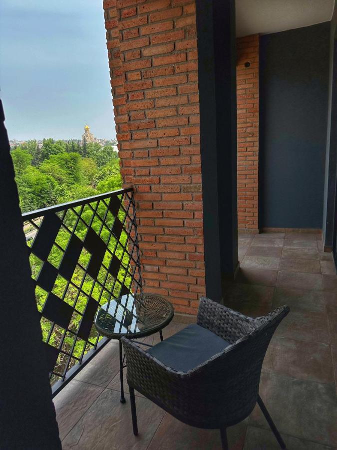 Bridge Hotel Tbilisi Exterior photo